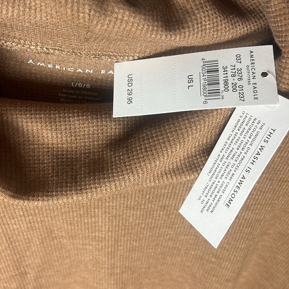 NWT American Eagle Knit Cropped Long Sleeve Turtleneck ꕥ - Picture 3 of 4
